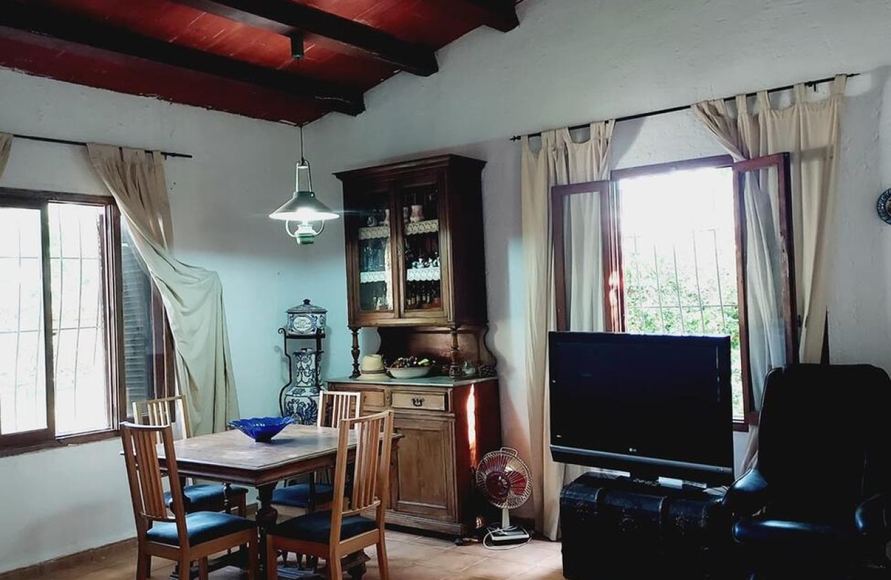 Resale - Villa -
Orihuela Costa - Punta Prima