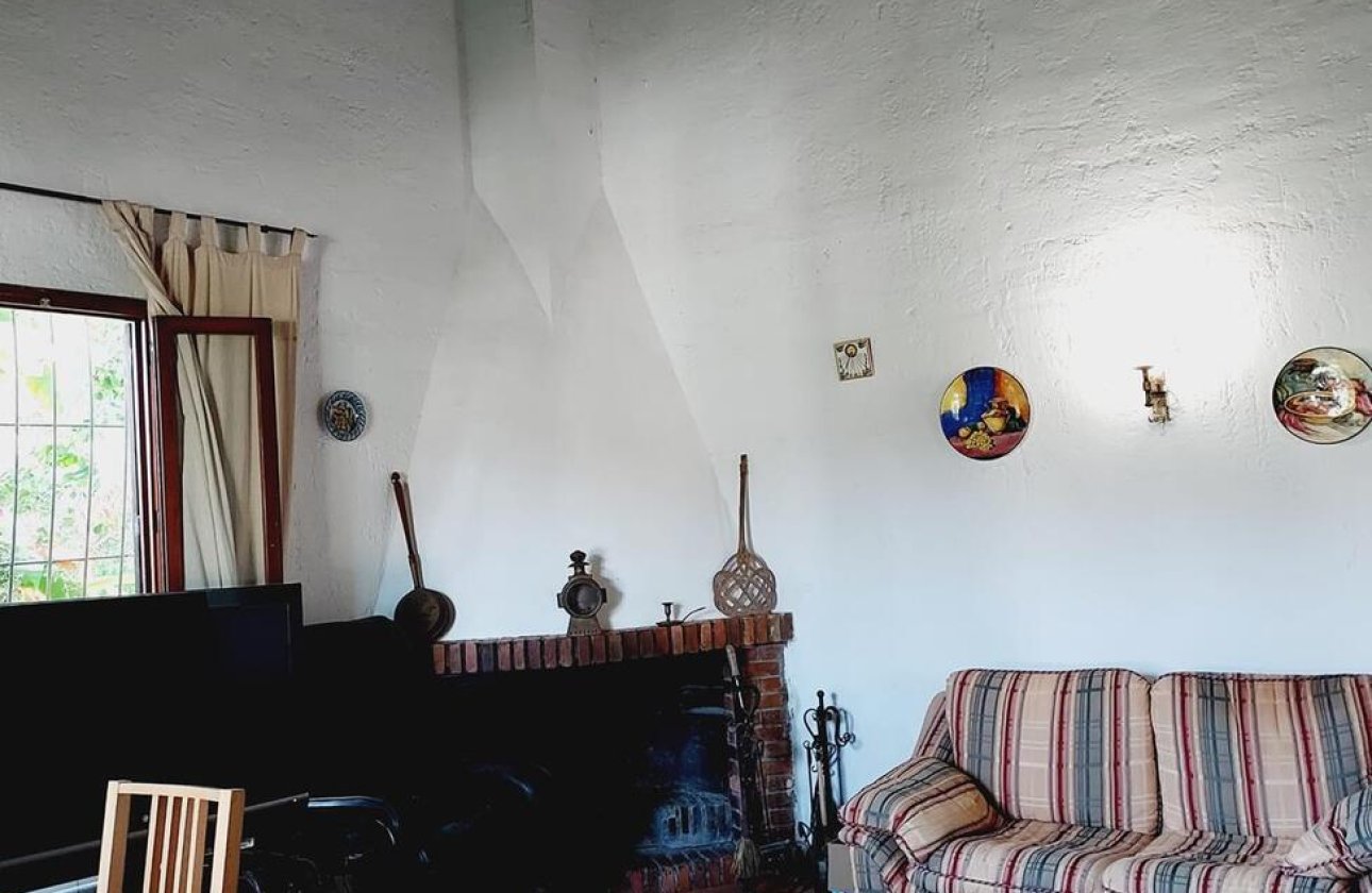 Resale - Villa -
Orihuela Costa - Punta Prima