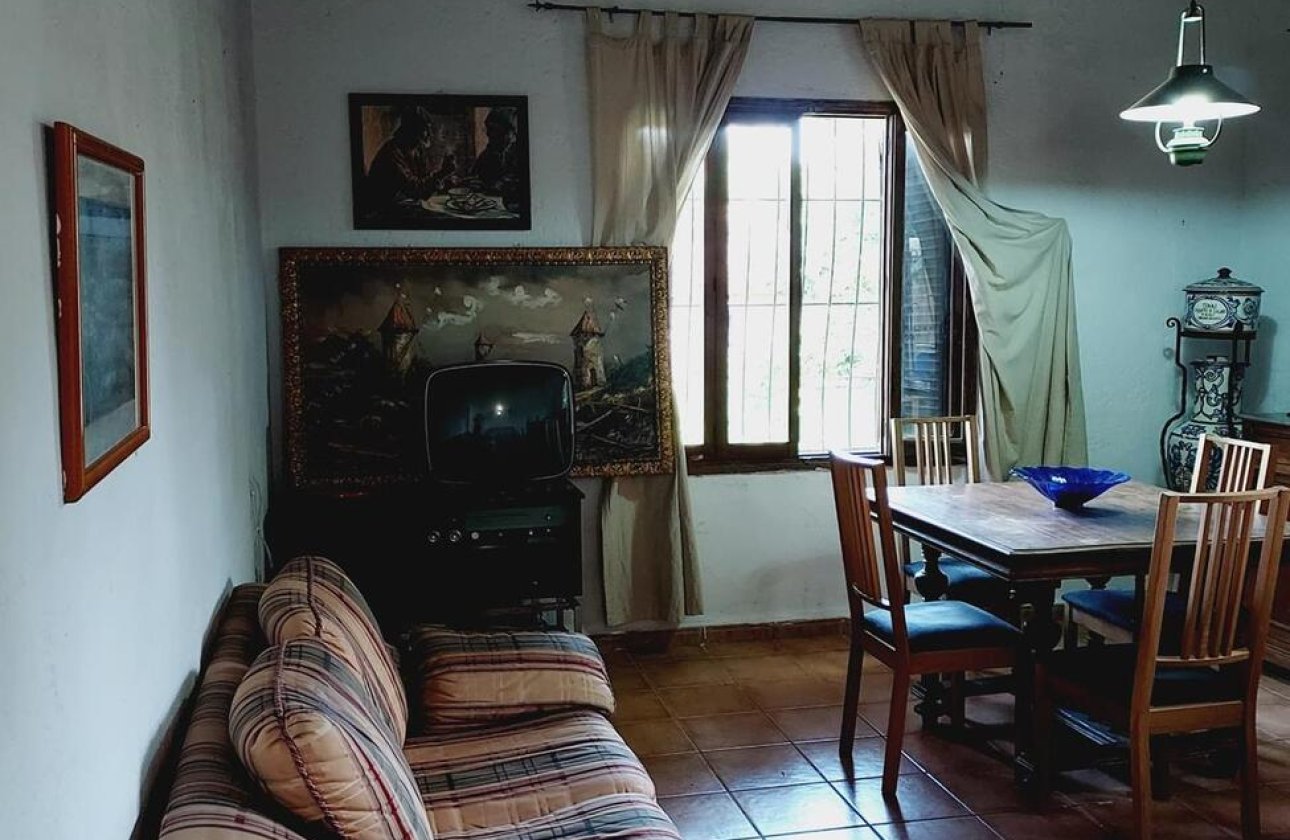 Resale - Villa -
Orihuela Costa - Punta Prima