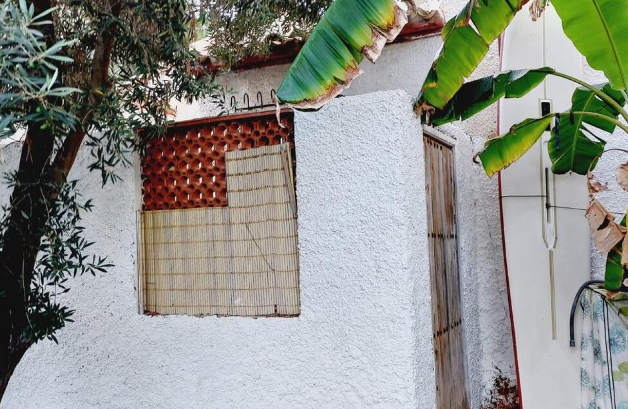 Resale - Villa -
Orihuela Costa - Punta Prima