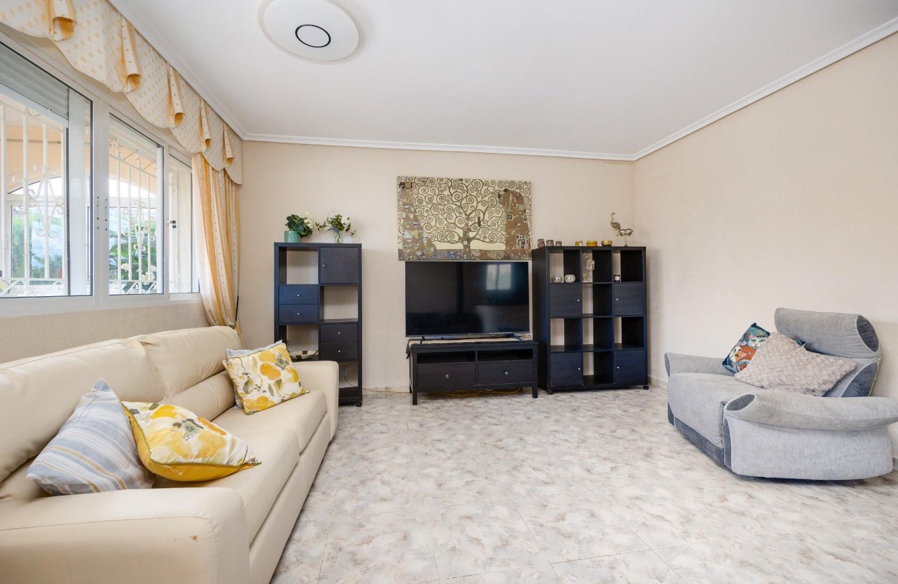 Resale - Villa -
Orihuela Costa - Villamartín-las Filipinas