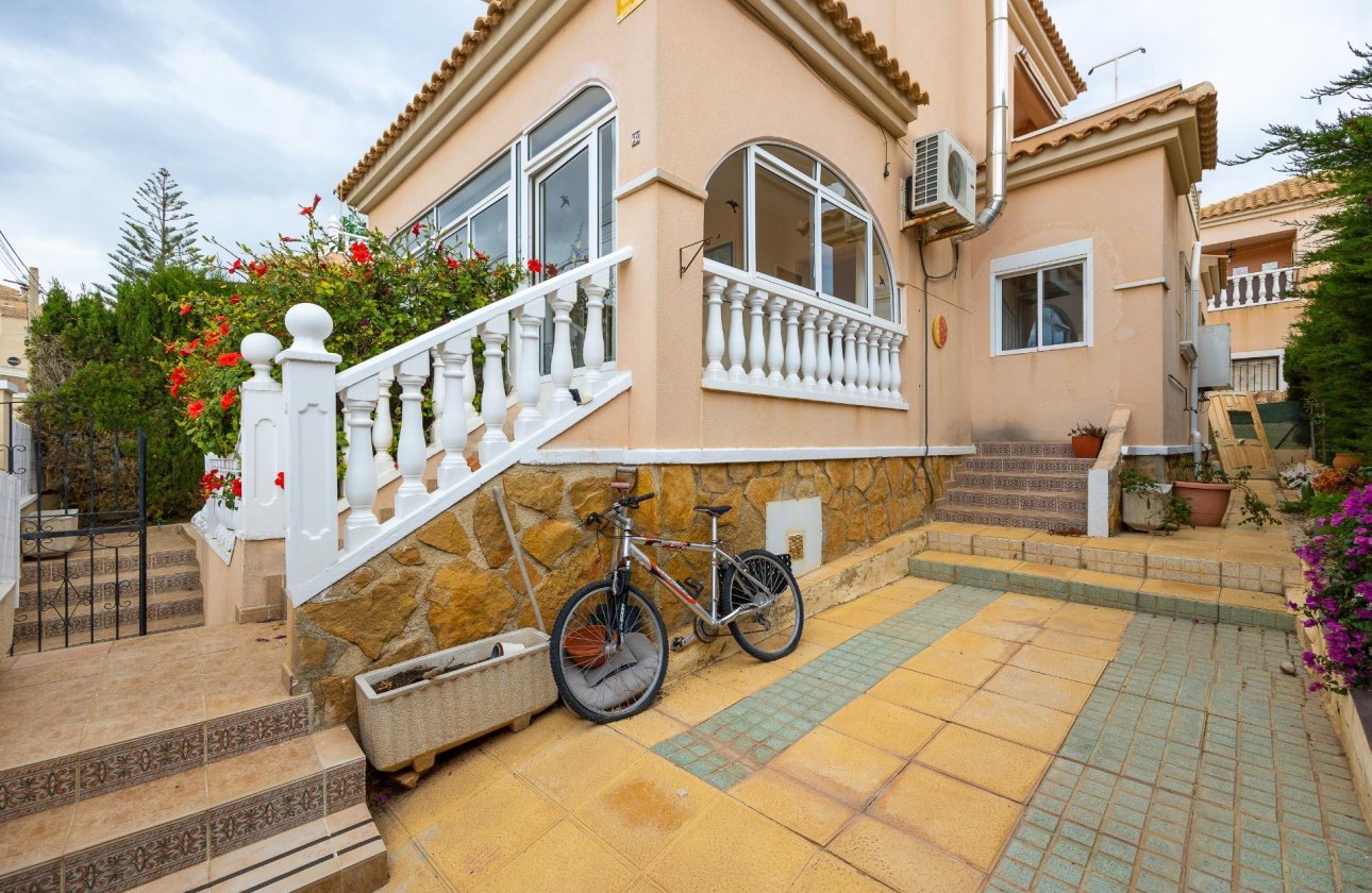 Resale - Villa -
Orihuela Costa - Villamartín-las Filipinas