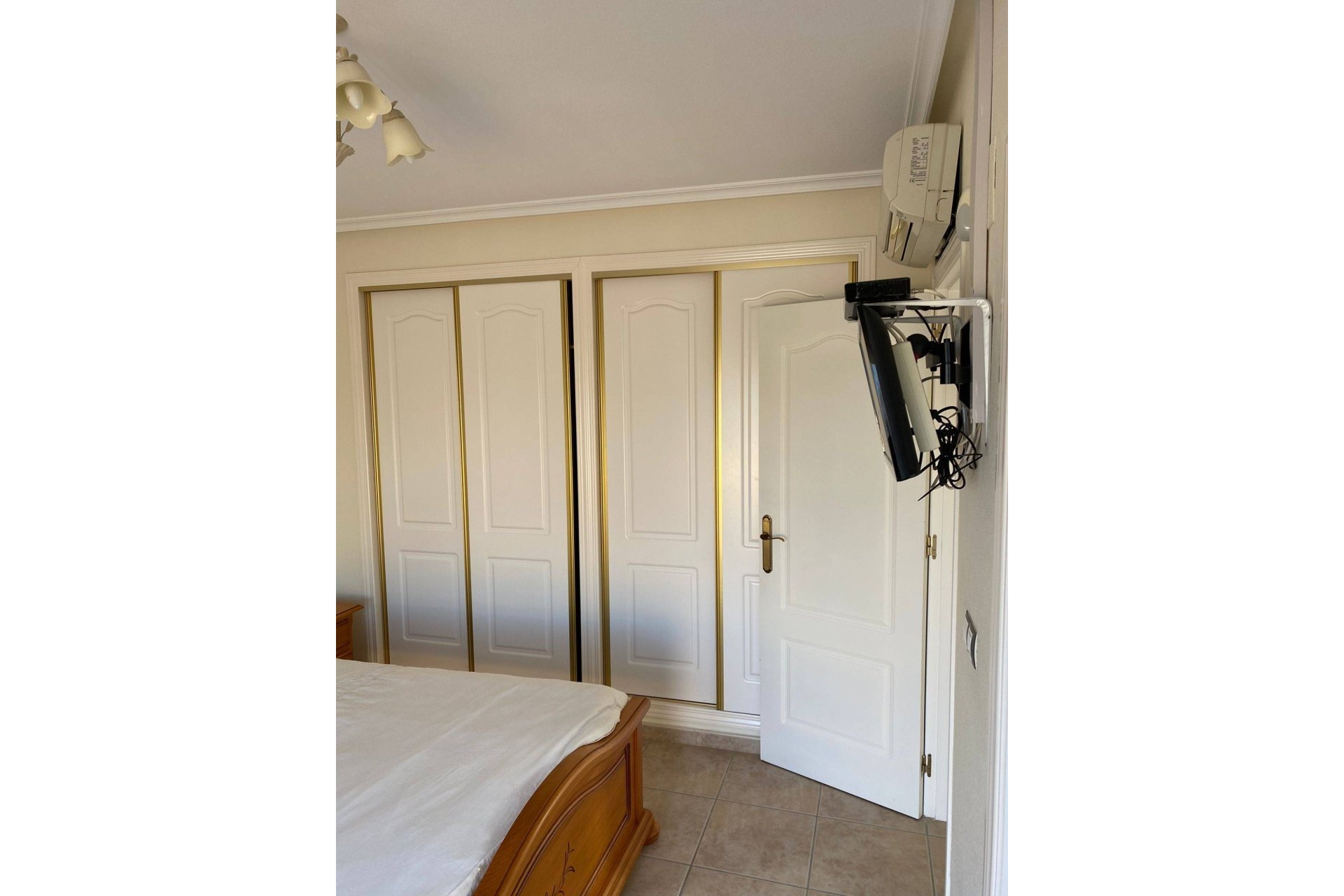 Resale - Villa -
Orihuela Costa - Villamartín-las Filipinas