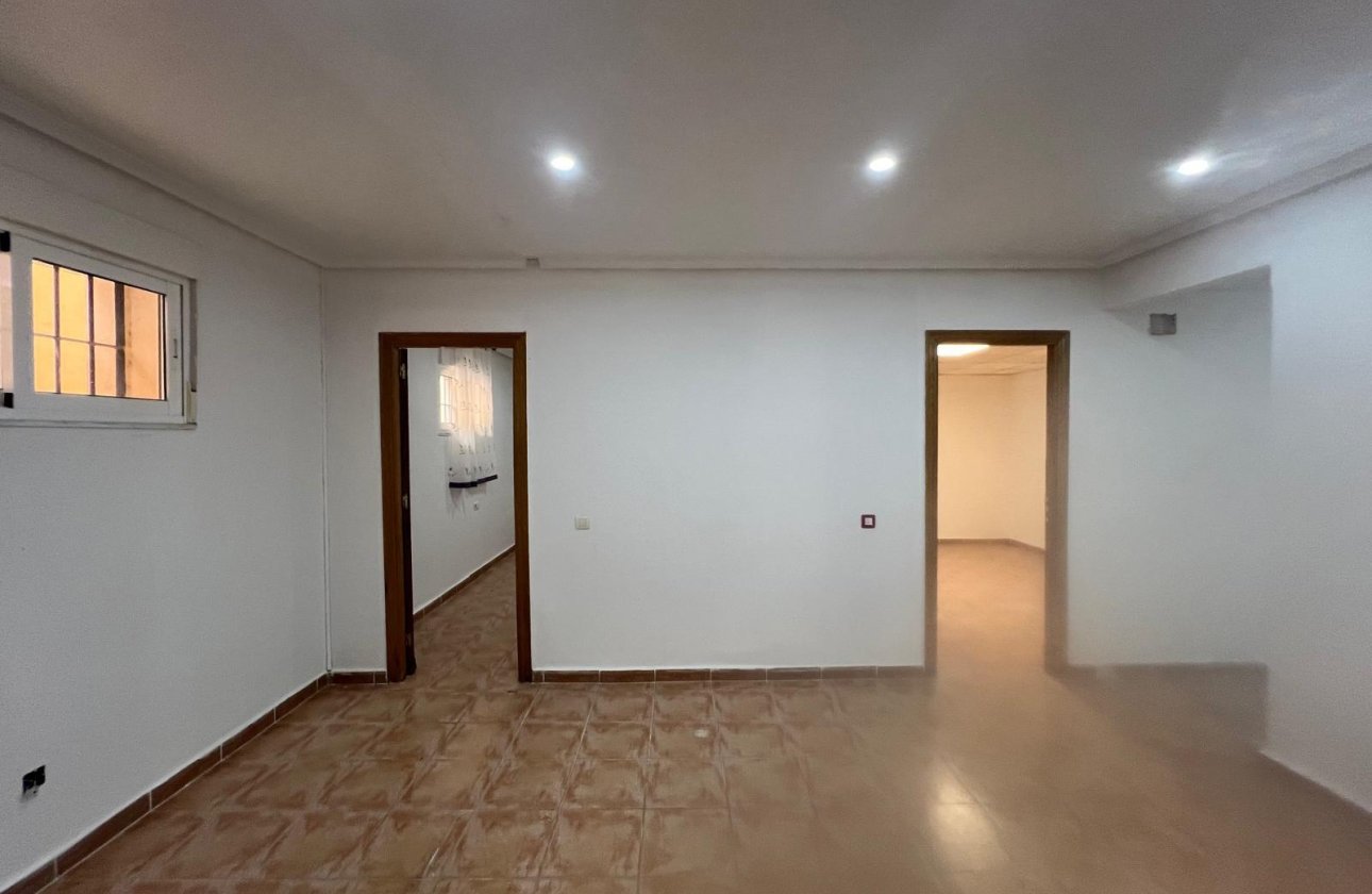 Resale - Villa -
Orihuela Costa - Villamartín-las Filipinas