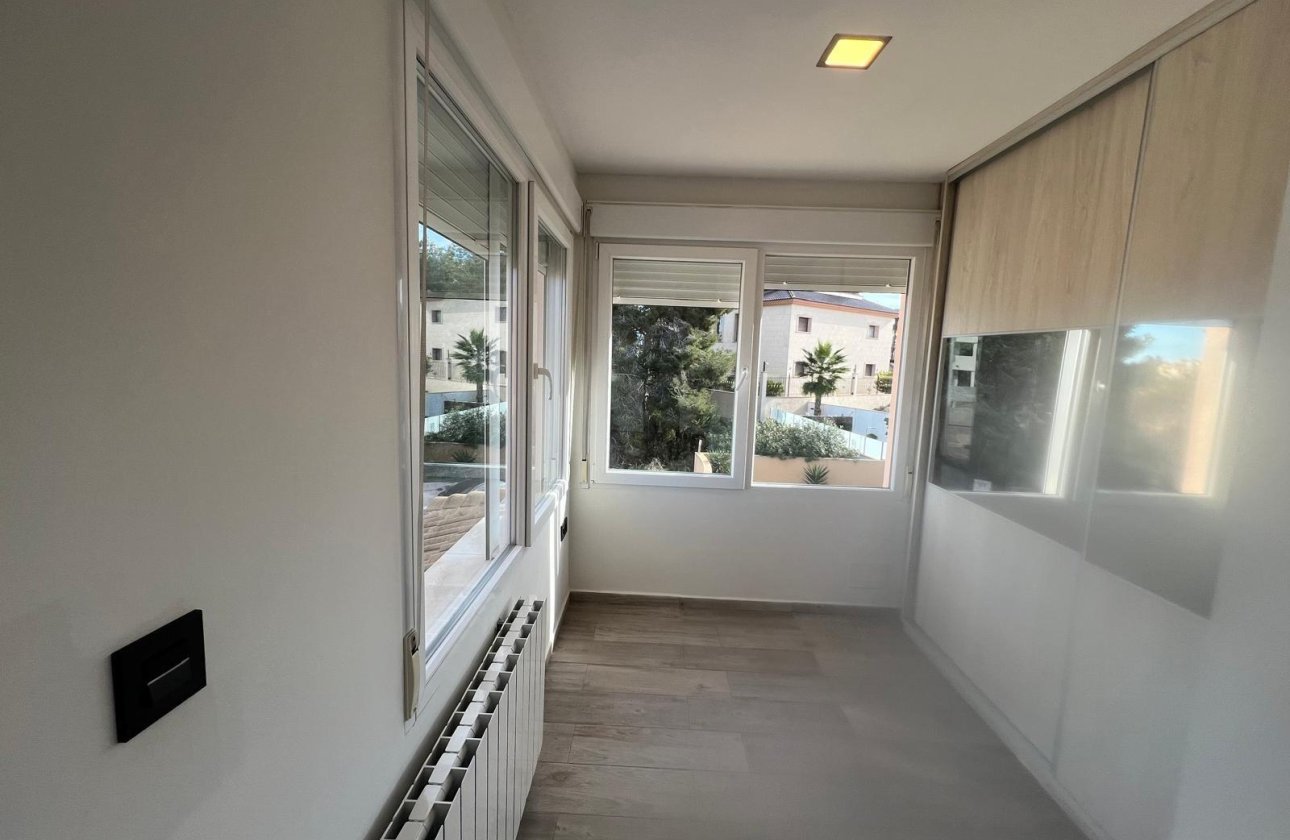 Resale - Villa -
Orihuela Costa - Villamartín-las Filipinas