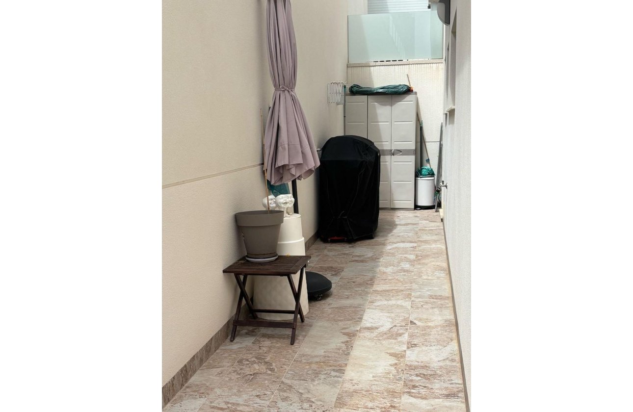 Resale - Villa -
Orihuela Costa - Villamartín-las Filipinas