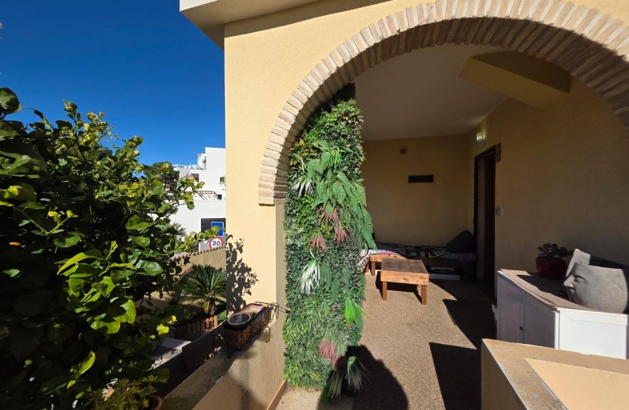 Resale - Villa -
Orihuela Costa - Villamartín-las Filipinas