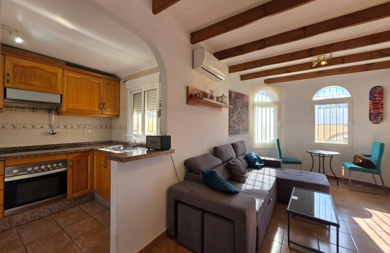 Resale - Villa -
Orihuela Costa - Villamartín-las Filipinas