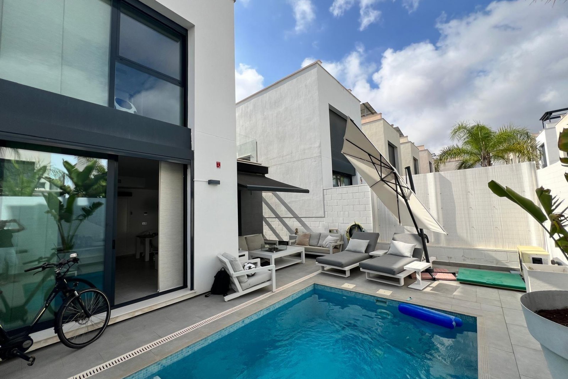 Resale - Villa -
Orihuela Costa - Villamartín-las Filipinas