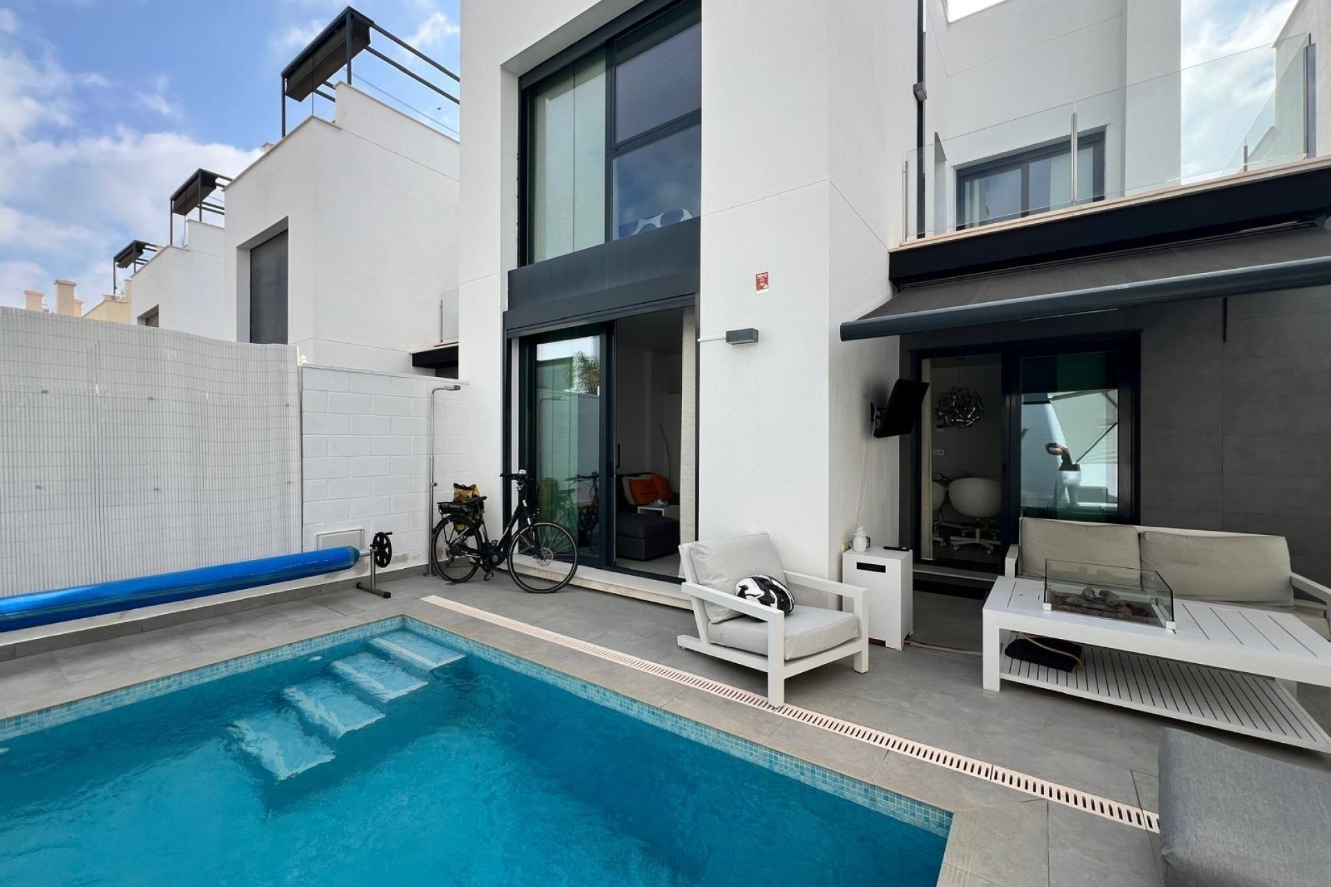 Resale - Villa -
Orihuela Costa - Villamartín-las Filipinas