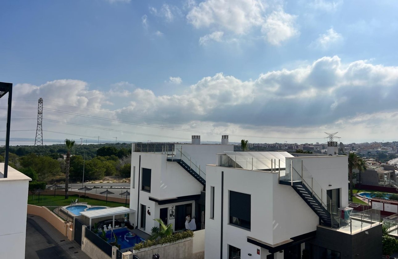 Resale - Villa -
Orihuela Costa - Villamartín-las Filipinas