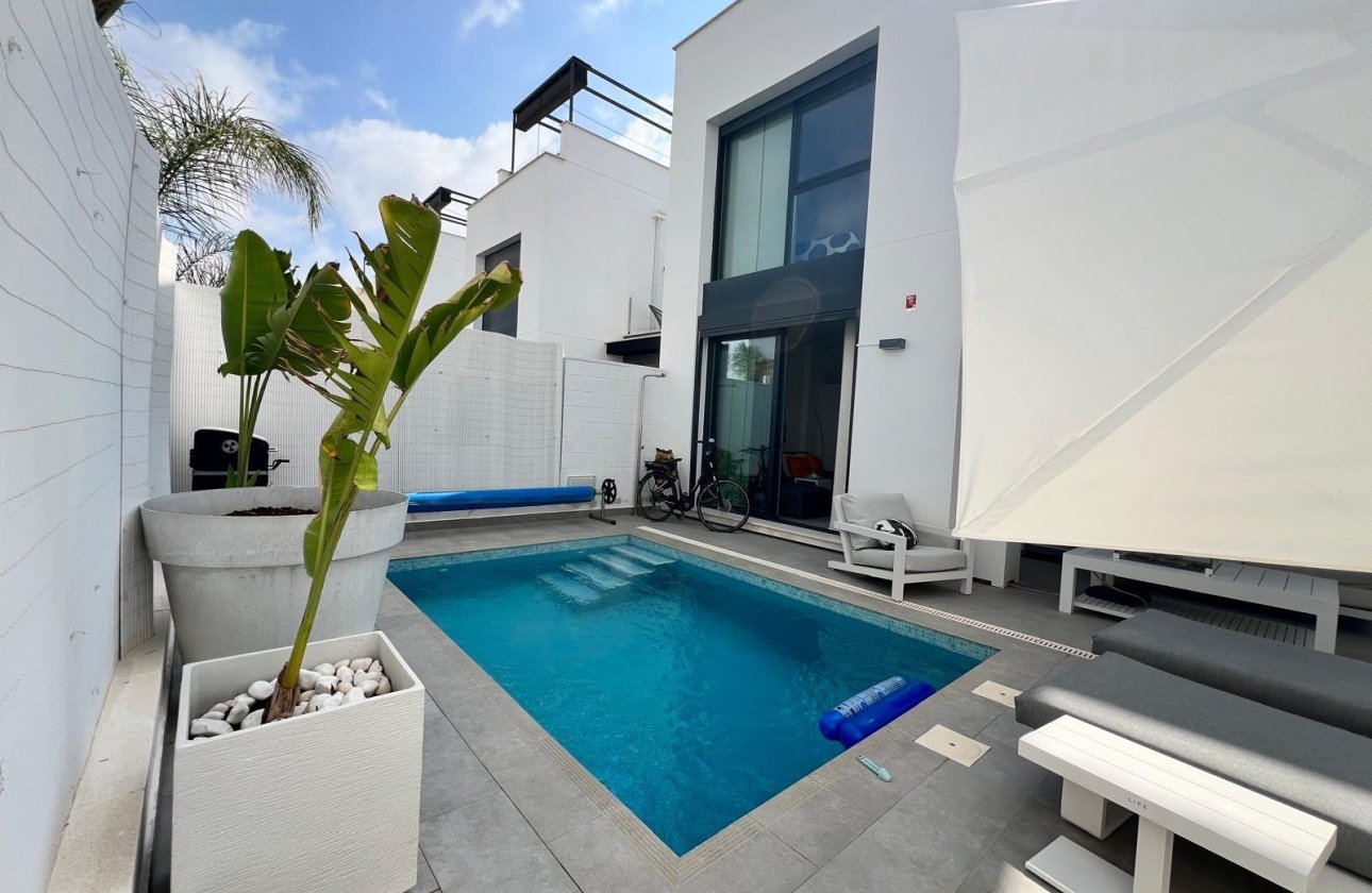 Resale - Villa -
Orihuela Costa - Villamartín-las Filipinas