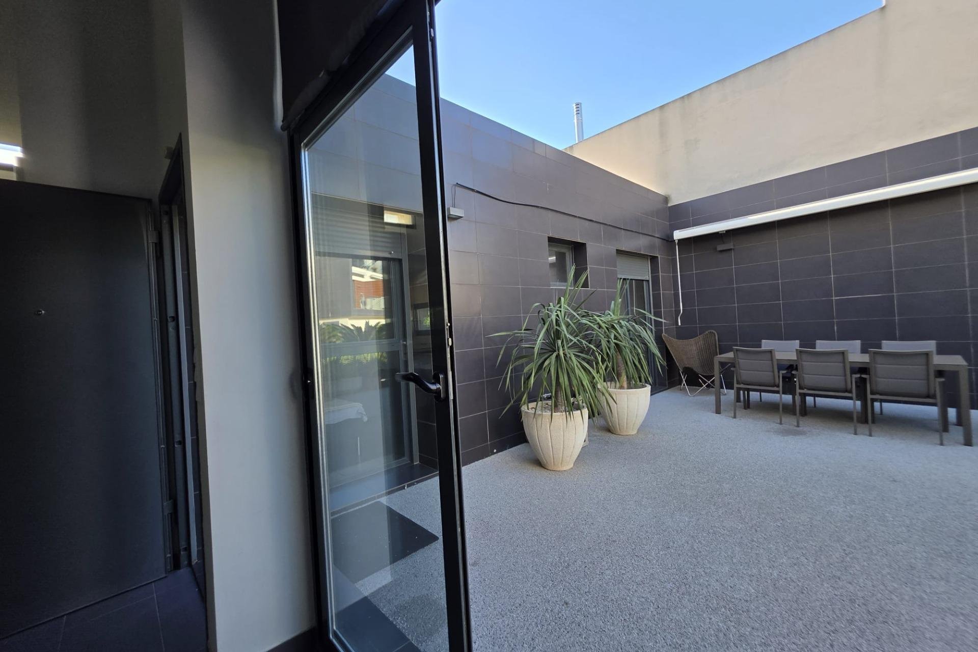 Resale - Villa -
Orihuela Costa - Villamartín