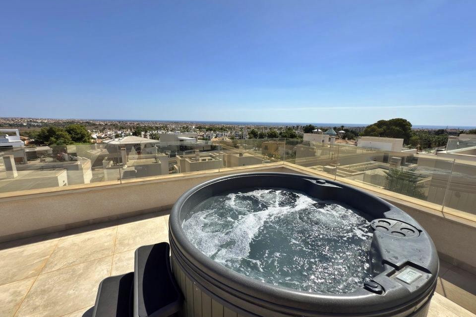 Resale - Villa -
Orihuela Costa - Villamartín