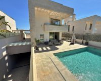 Resale - Villa -
Orihuela Costa - Villamartín