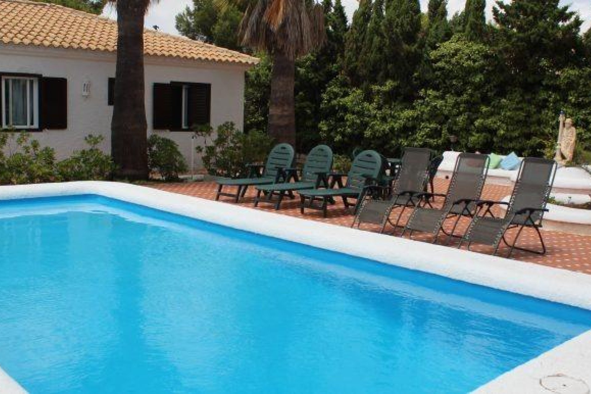 Resale - Villa -
Orihuela Costa - Villamartín