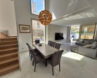 Resale - Villa -
Orihuela Costa - Villamartín