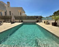 Resale - Villa -
Orihuela Costa - Villamartín