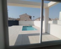 Resale - Villa Penthouse -
Torrevieja - Aguas Nuevas