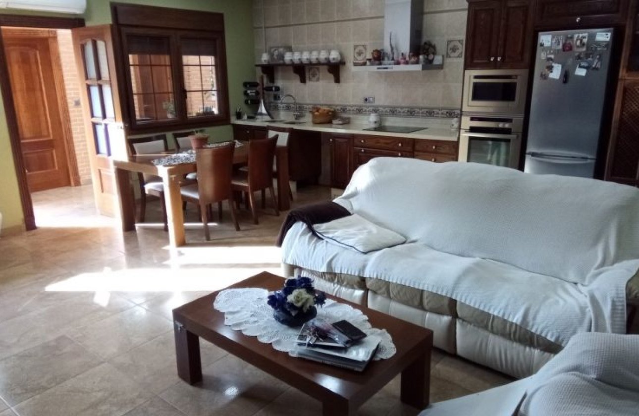 Resale - Villa -
Pilar de la Horadada - Costa Blanca