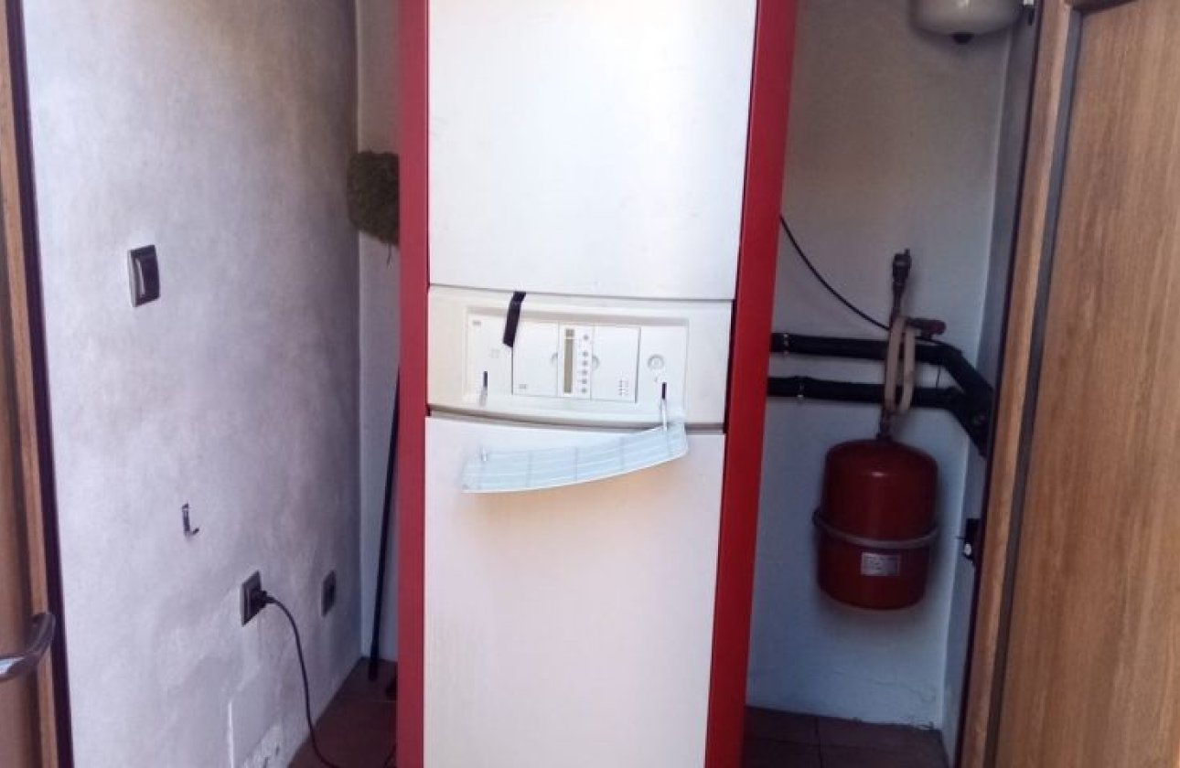 Resale - Villa -
Pilar de la Horadada - Costa Blanca