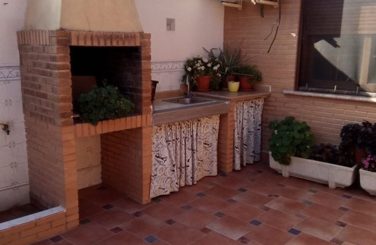 Resale - Villa -
Pilar de la Horadada - Costa Blanca