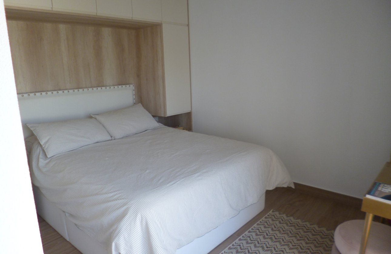 Resale - Villa -
Pilar de la Horadada - Costa Blanca