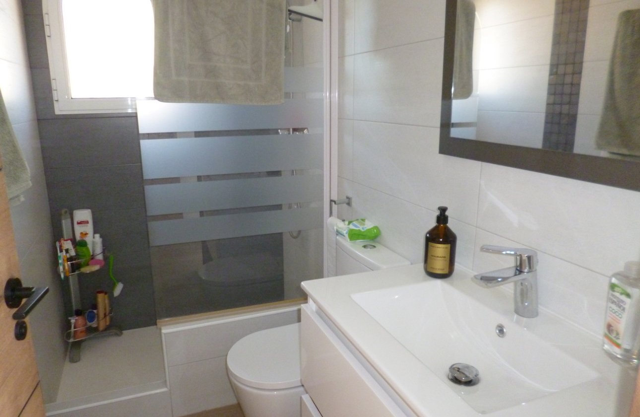 Resale - Villa -
Pilar de la Horadada - Costa Blanca