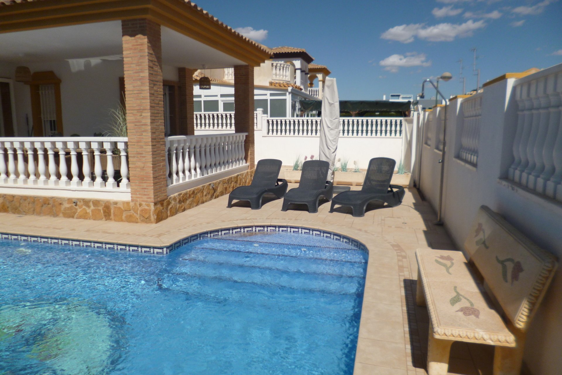 Resale - Villa -
Pilar de la Horadada - Costa Blanca