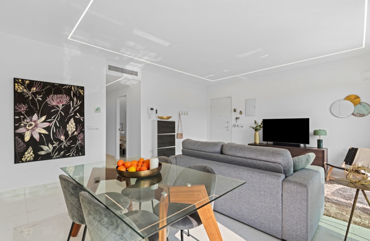 Resale - Villa -
Pilar de la Horadada - Costa Blanca