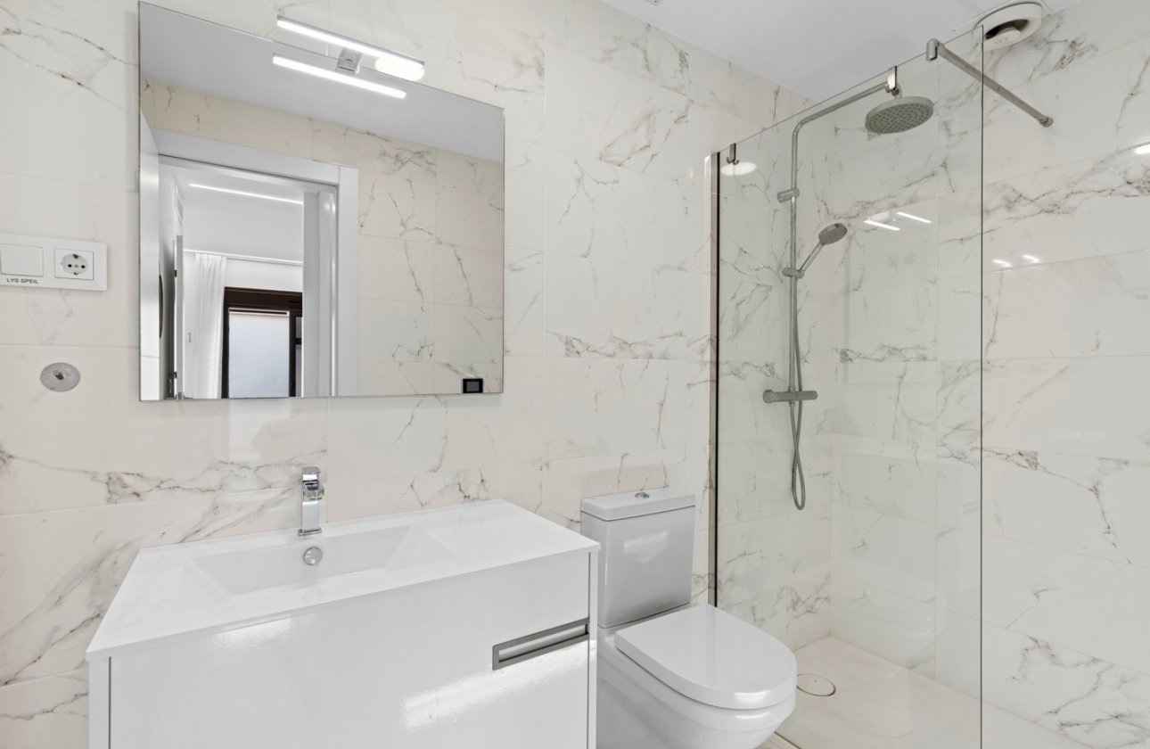 Resale - Villa -
Pilar de la Horadada - Costa Blanca