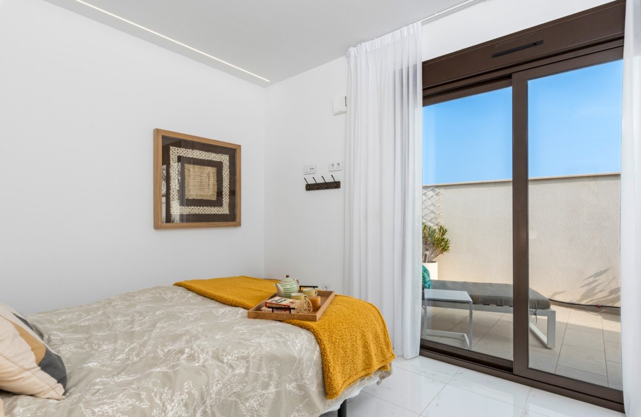 Resale - Villa -
Pilar de la Horadada - Costa Blanca