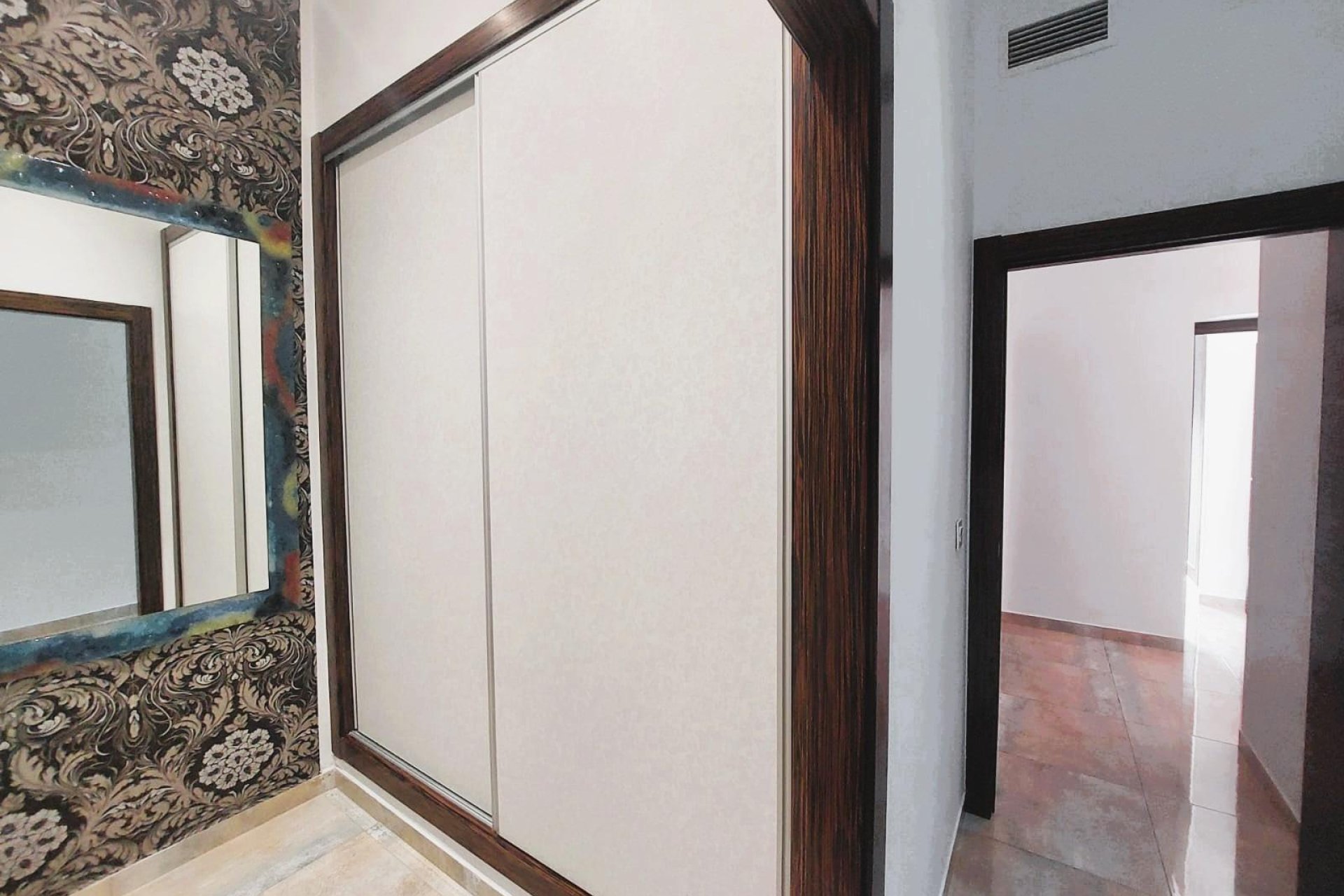 Resale - Villa -
Pilar de la Horadada - Costa Blanca