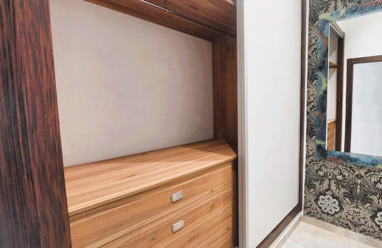 Resale - Villa -
Pilar de la Horadada - Costa Blanca