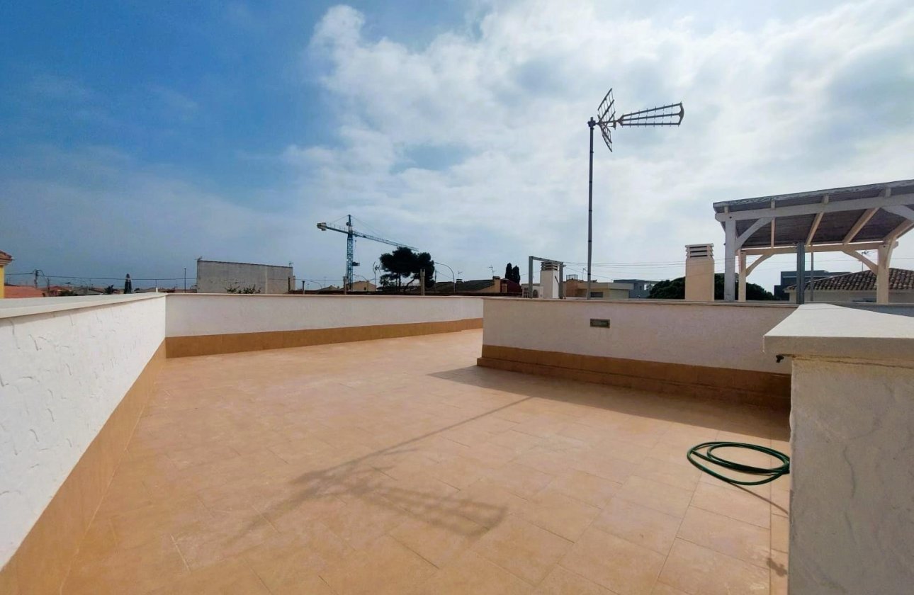 Resale - Villa -
Pilar de la Horadada - Costa Blanca