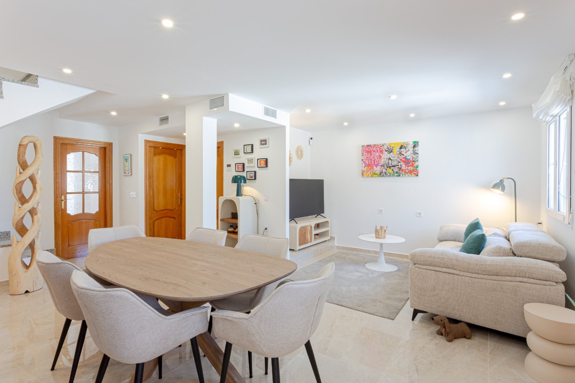 Resale - Villa -
Pilar de la Horadada - Costa Blanca