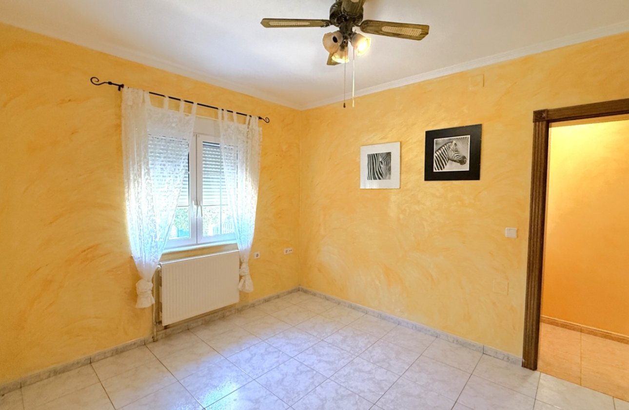 Resale - Villa -
Pilar de la Horadada - Costa Blanca