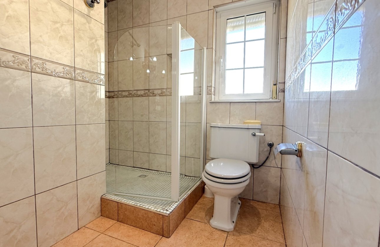 Resale - Villa -
Pilar de la Horadada - Costa Blanca