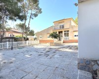 Resale - Villa -
Pilar de la Horadada - Costa Blanca