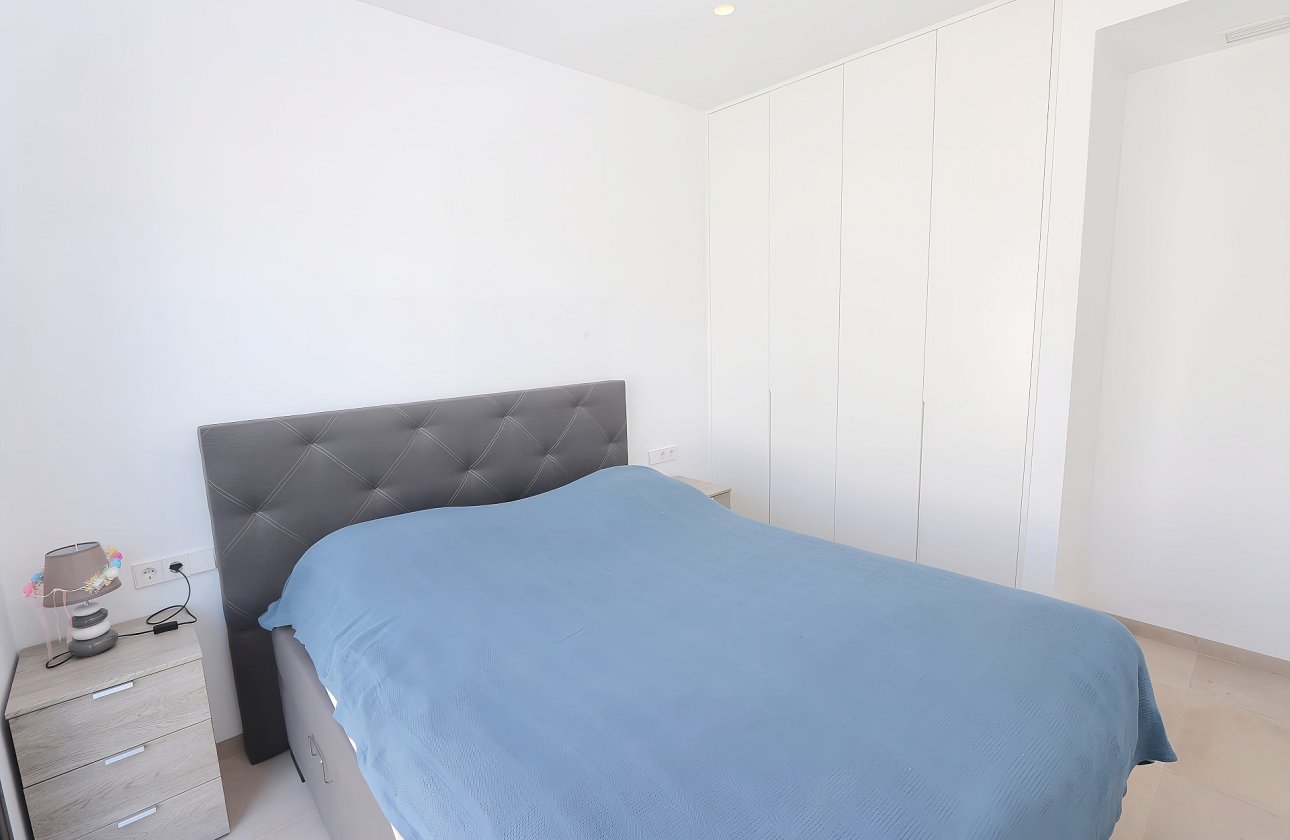 Resale - Villa -
Pilar de la Horadada - Costa Blanca