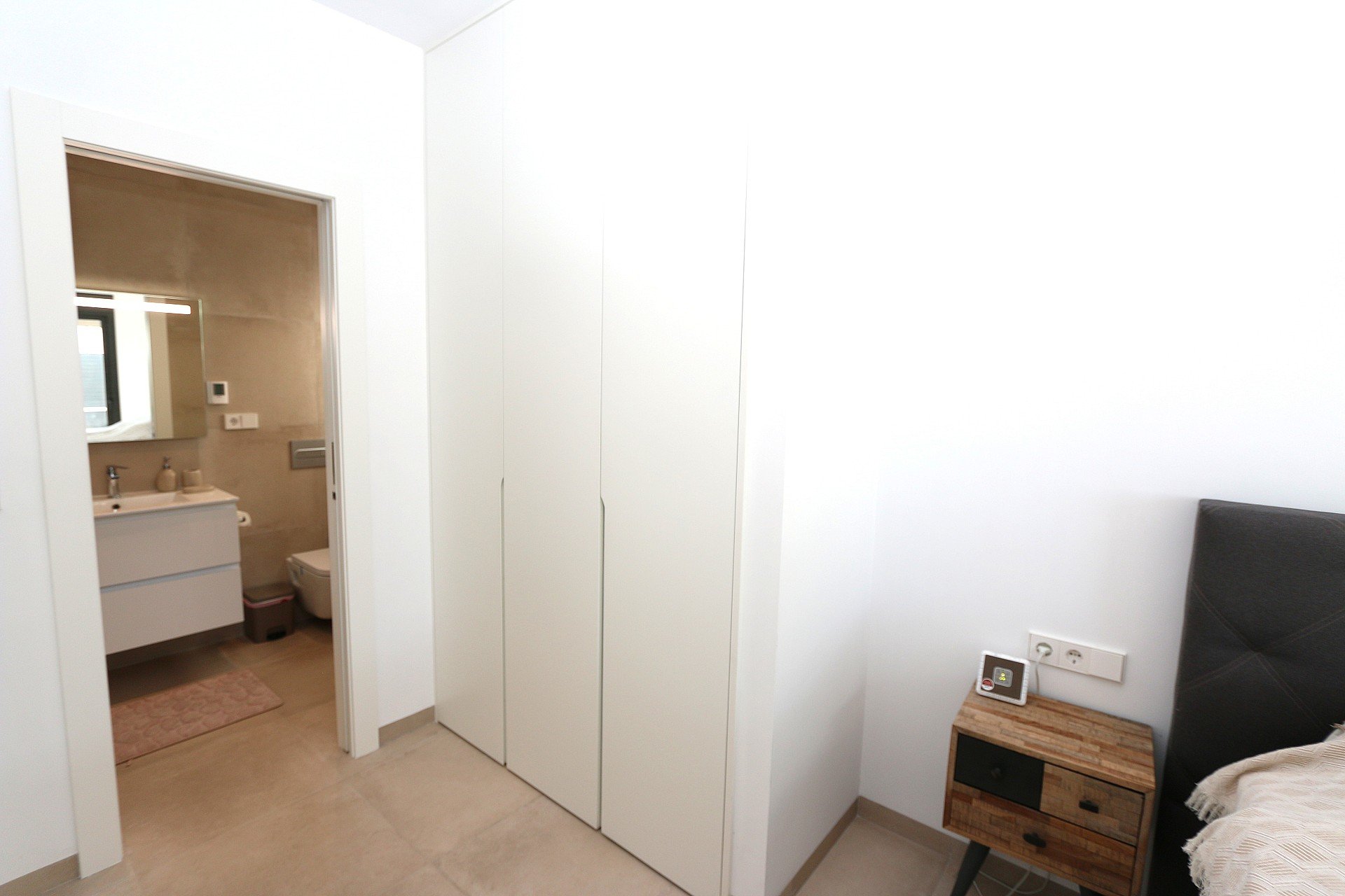 Resale - Villa -
Pilar de la Horadada - Costa Blanca