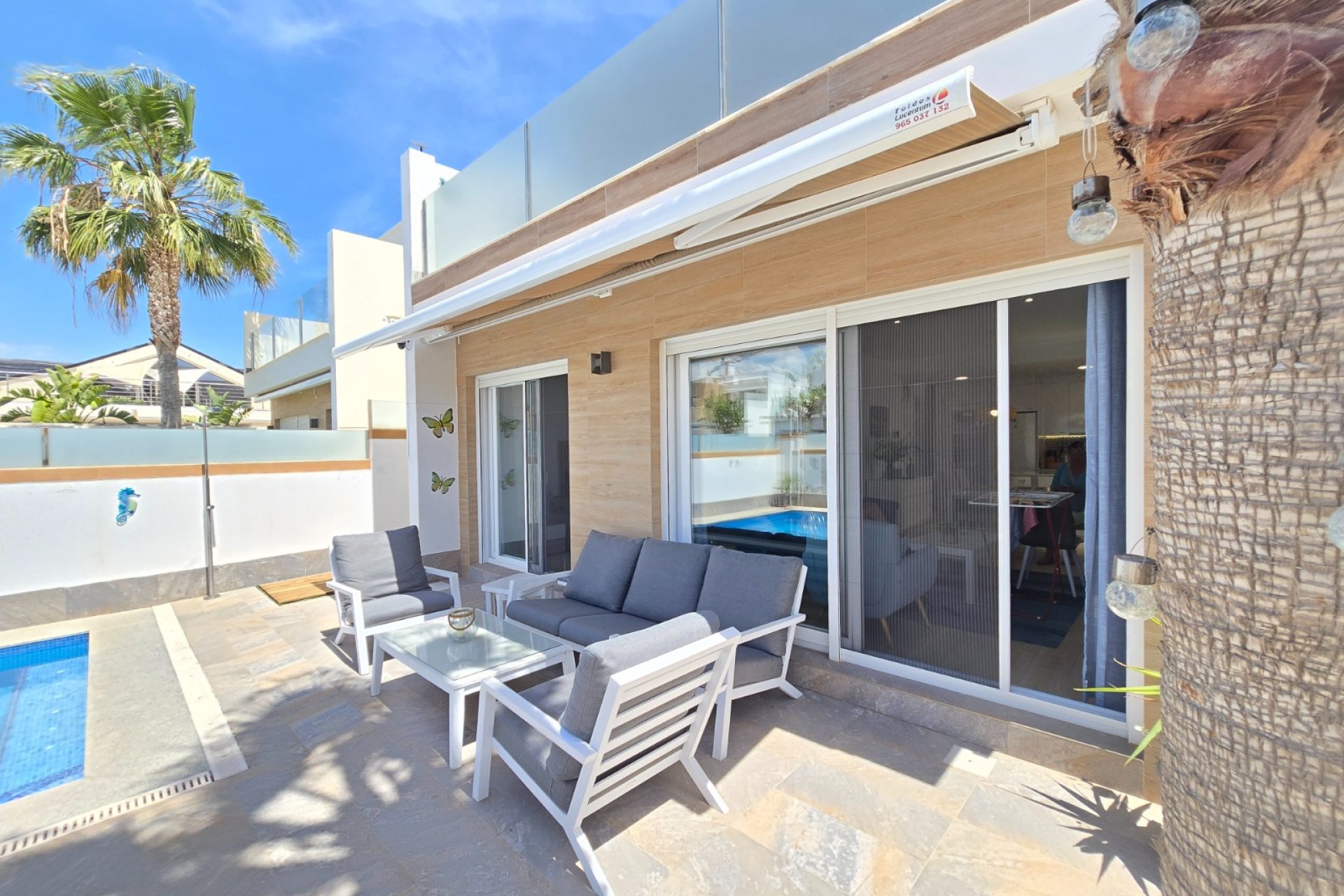 Resale - Villa -
Pilar de la Horadada - Costa Blanca