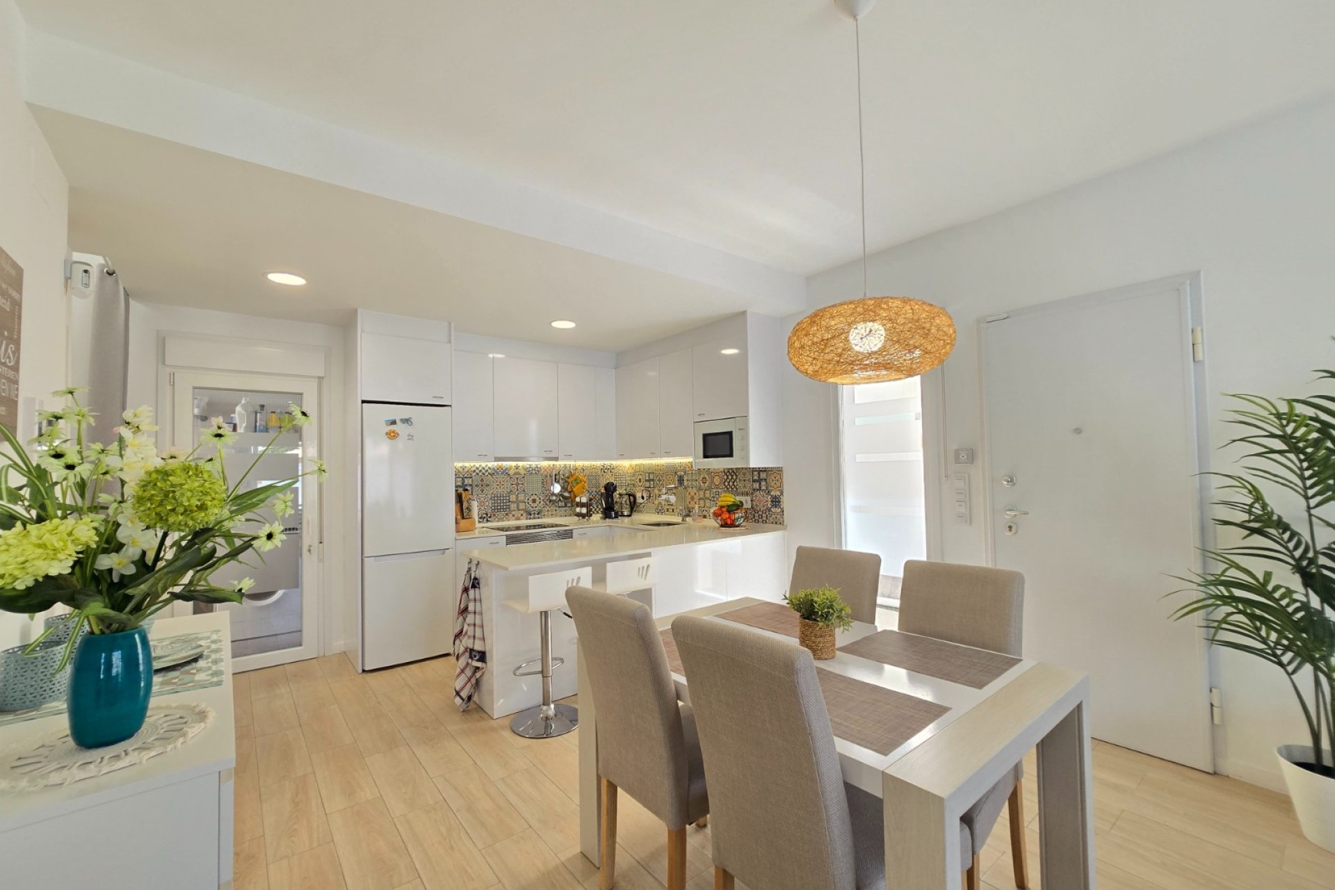 Resale - Villa -
Pilar de la Horadada - Costa Blanca