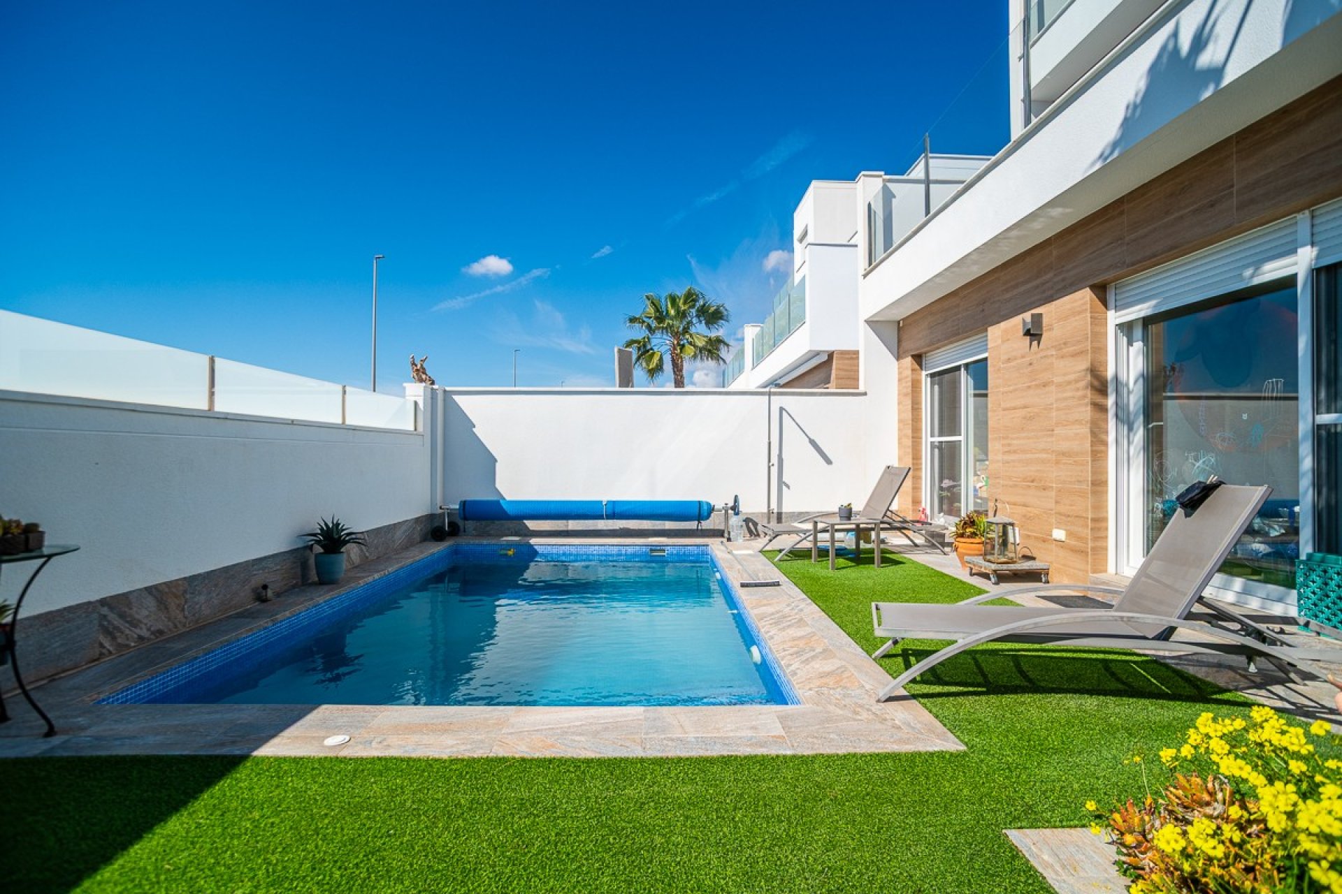 Resale - Villa -
Pilar de la Horadada - Costa Blanca