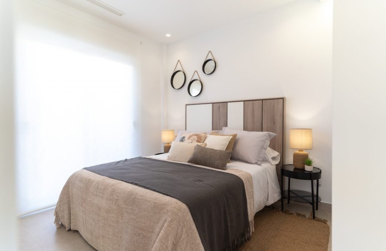 Resale - Villa -
Pilar de la Horadada - Costa Blanca