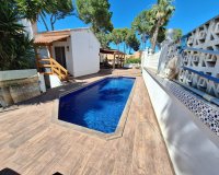 Resale - Villa -
Pilar de la Horadada - Pinar de Campoverde