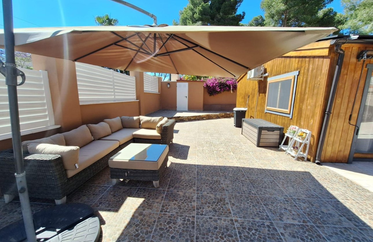 Resale - Villa -
Pilar de la Horadada - Pinar de Campoverde