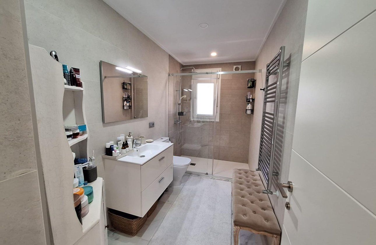 Resale - Villa -
Pilar de la Horadada - Pinar de Campoverde