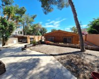 Resale - Villa -
Pilar de la Horadada - Pinar de Campoverde