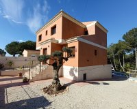 Resale - Villa -
Pilar de la Horadada - Pinar de Campoverde